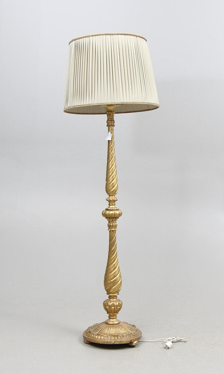 GOLVLAMPA, förgylld, 1900 tal.