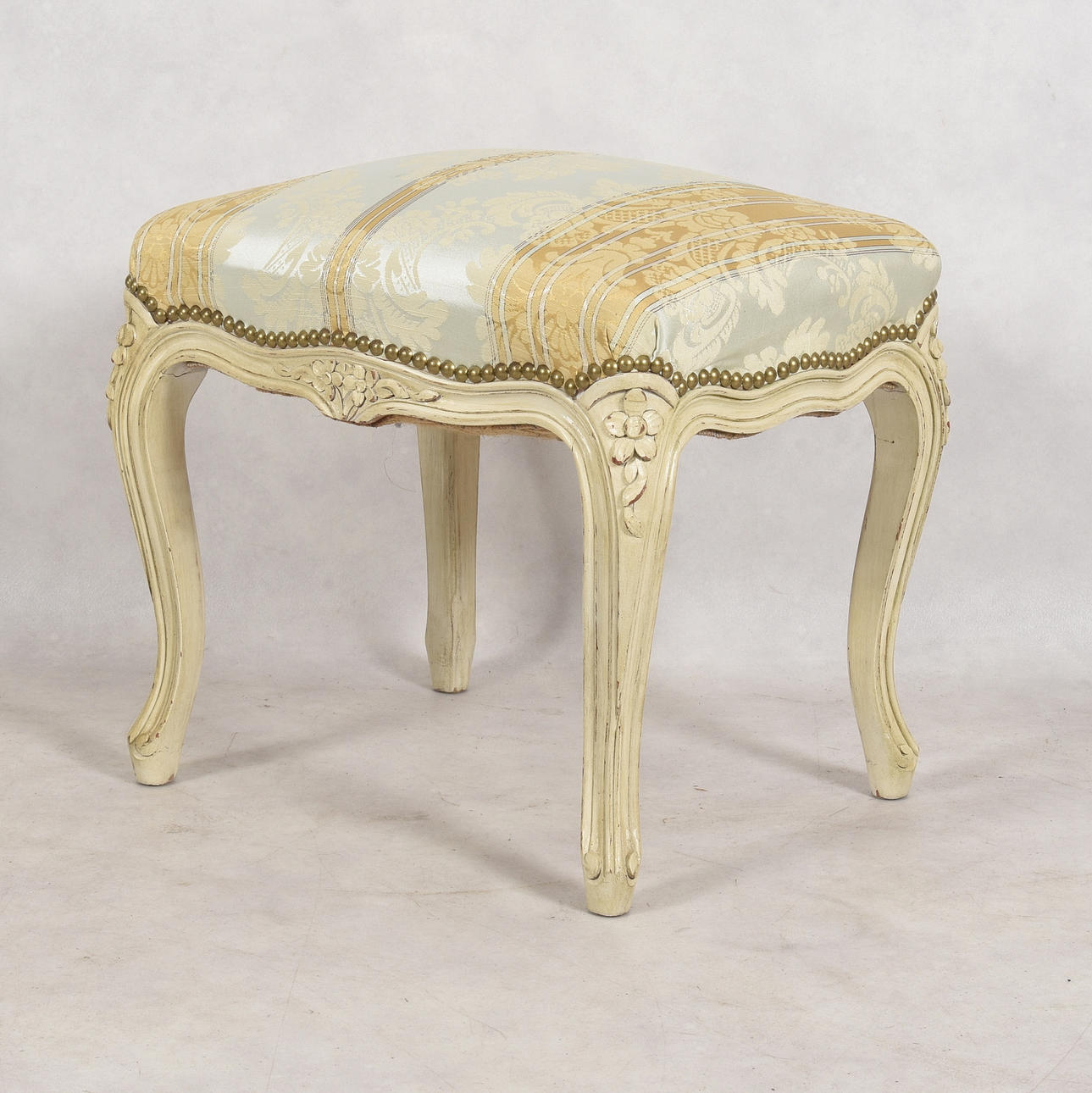 Stool, rococo style, 20th century. Furniture - Other - Auctionet