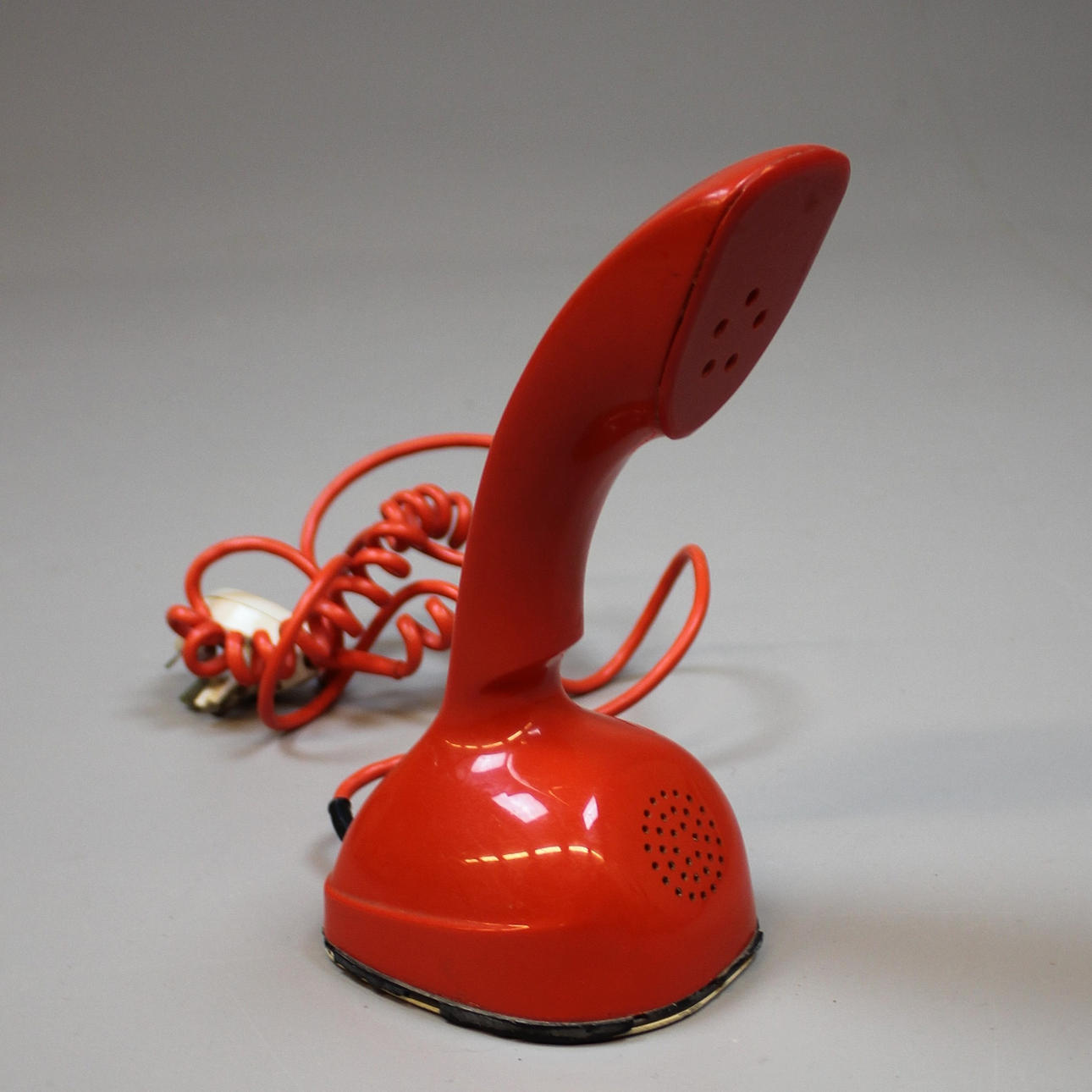 DESK PHONE "Cobra" with finger dial.