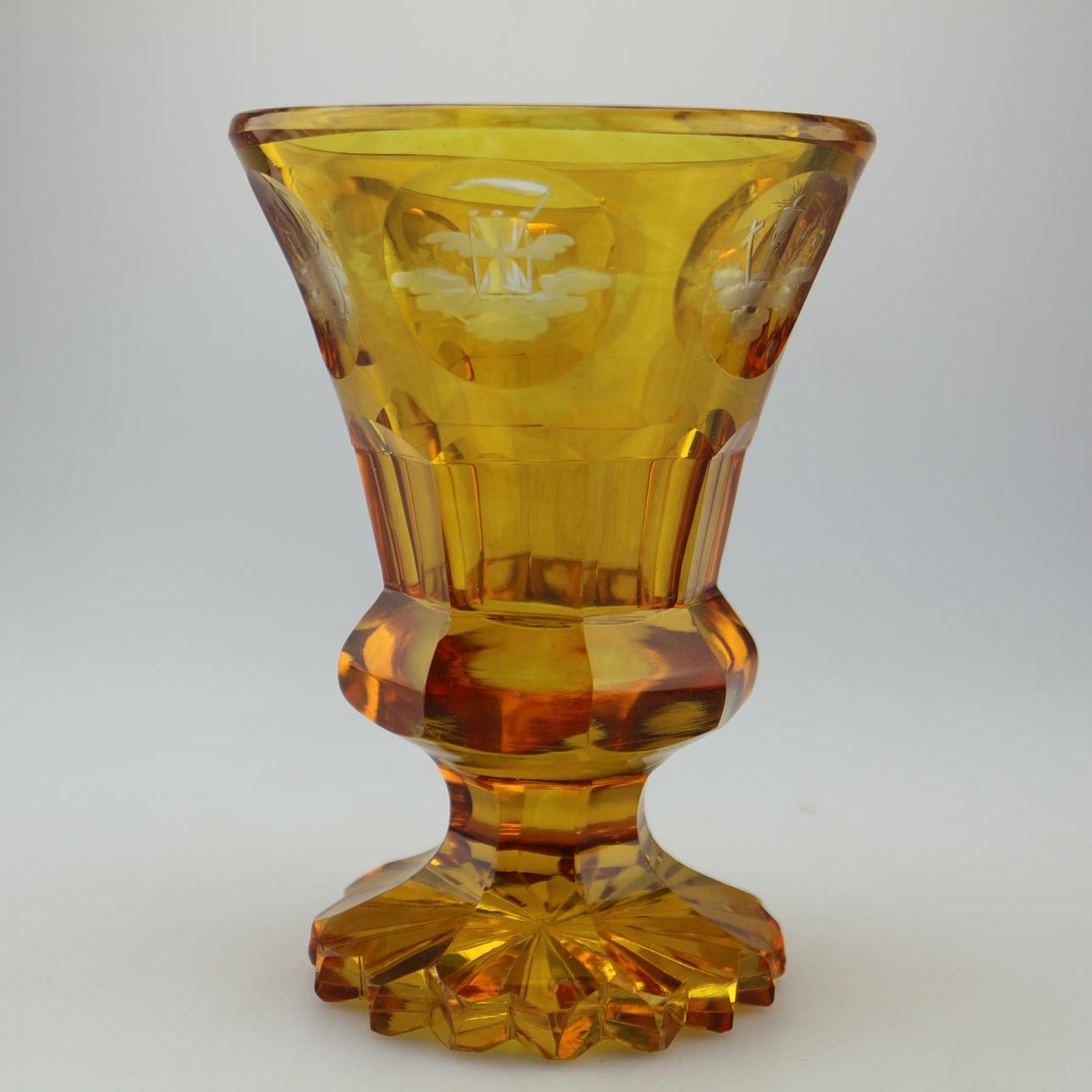 BÖHMISCHER BIEDERMEIER BECHER ANTIK.