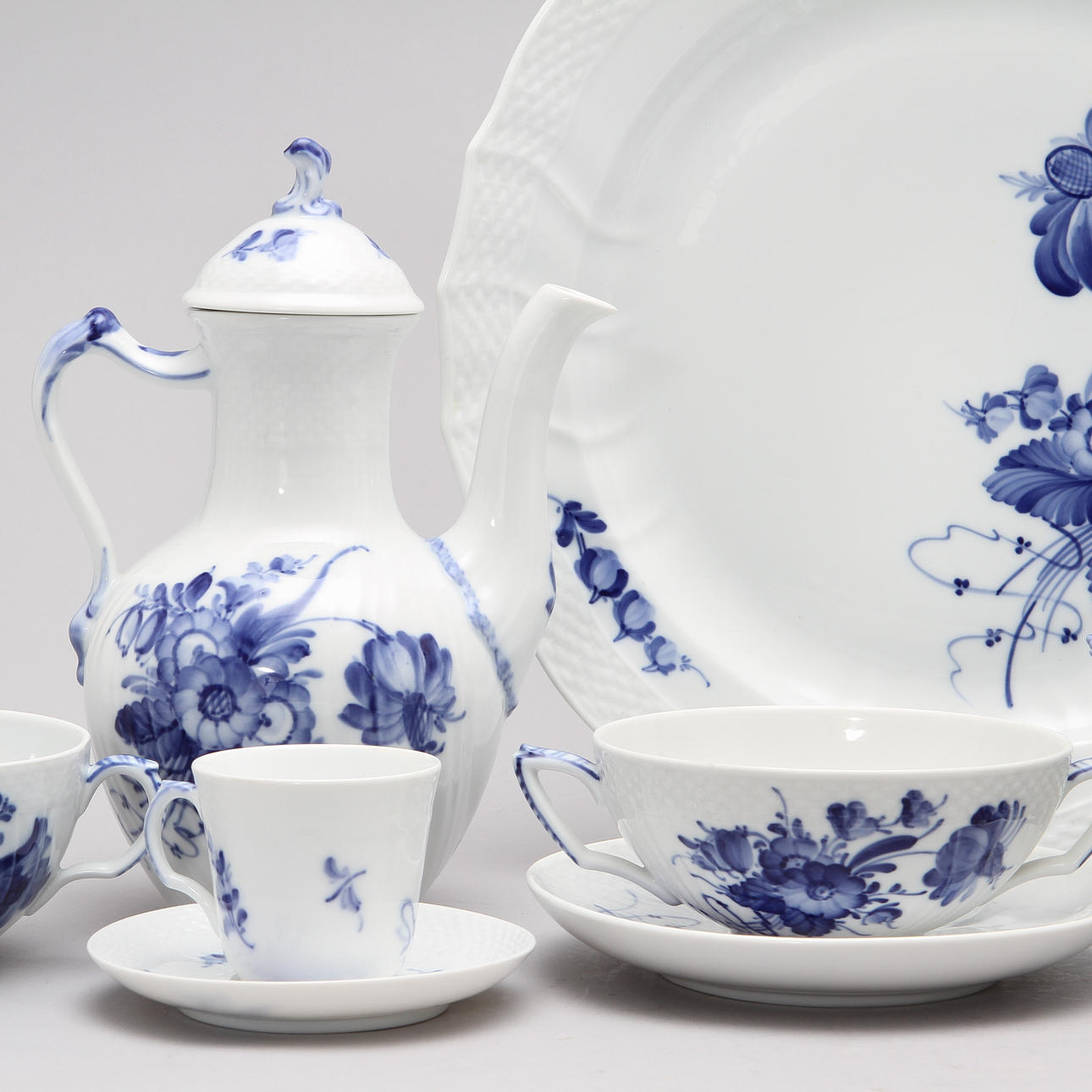 SERVIS, 53 delar, "Blå blomst", Royal Copenhagen.