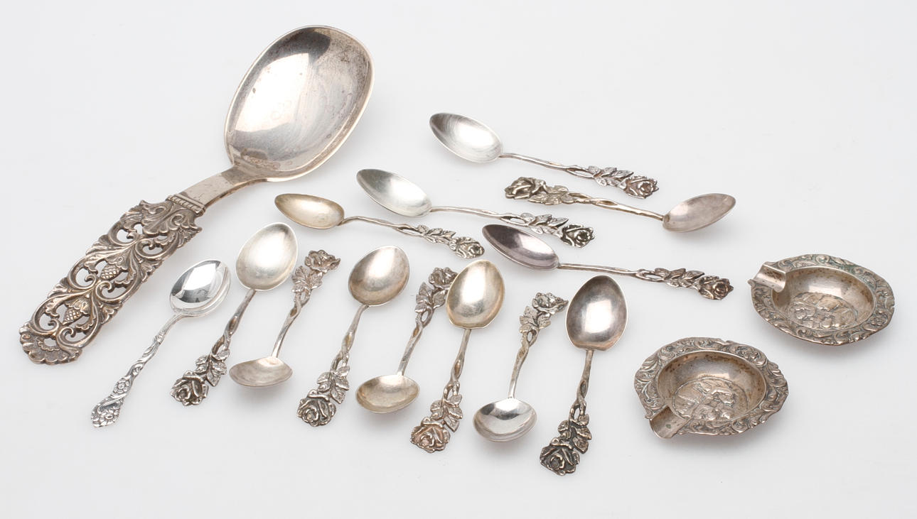 SILVERFÖREMÅL, 1900-tal. 273 gram.