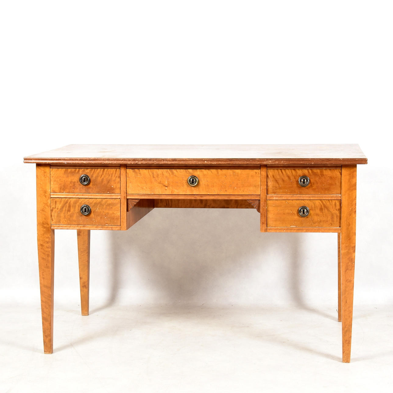 SKRIVBORD, björk, 1900-talets första hälft.