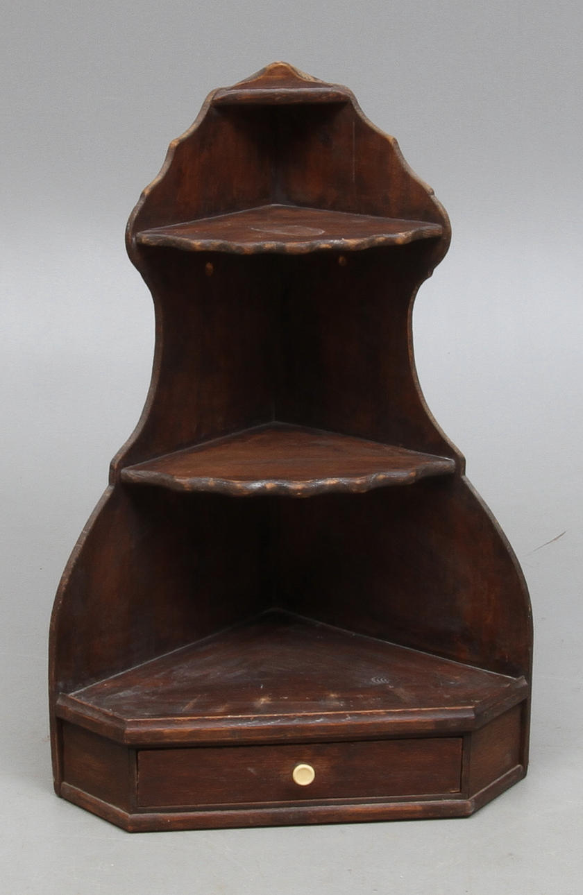 PIPHYLLA, 1900-talets första hälft.