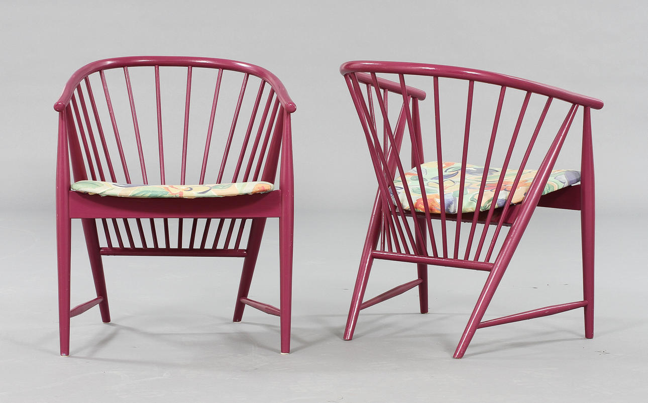 STOLAR, ett par, "solfjädern", Sonna Rosén, Nässjö möbelfrabrik.