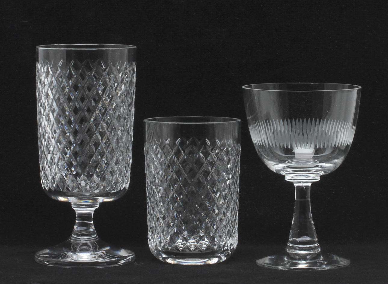 PARTI GLAS, 28 delar, Johansfors samt Kosta, 1900-tal.