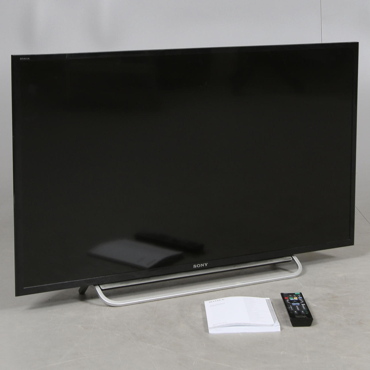 Televisor, Sony, KDL-40W605B, años 2000.