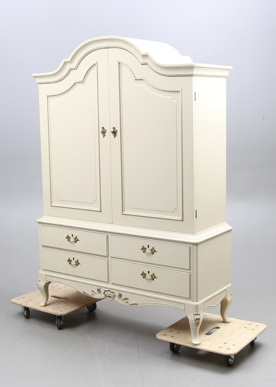 MATSSALSSKÅP, rokokostil, 1900-tal.