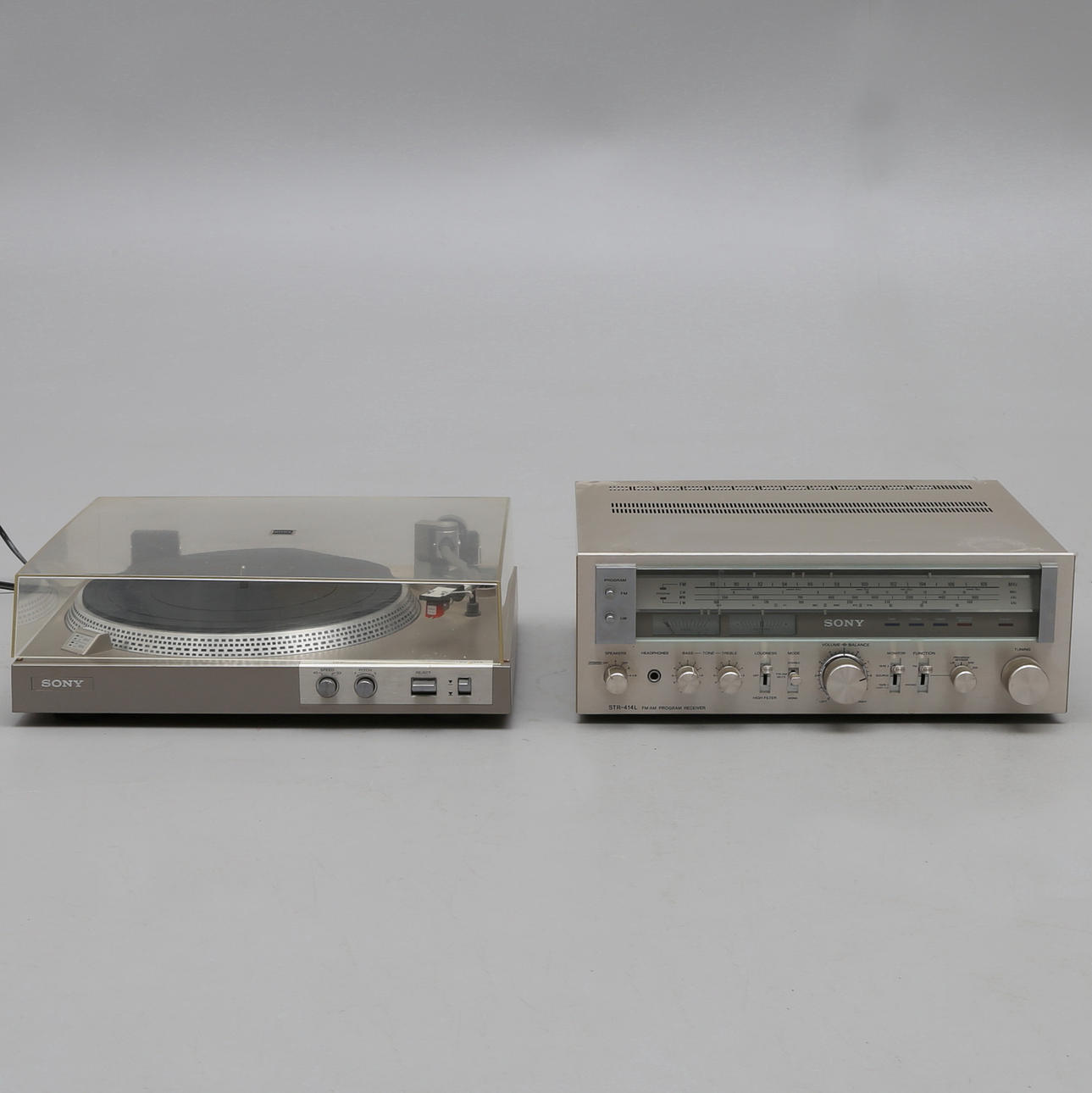 RECORD PLAYER, SONY PS 212-A AND RECEIVER.