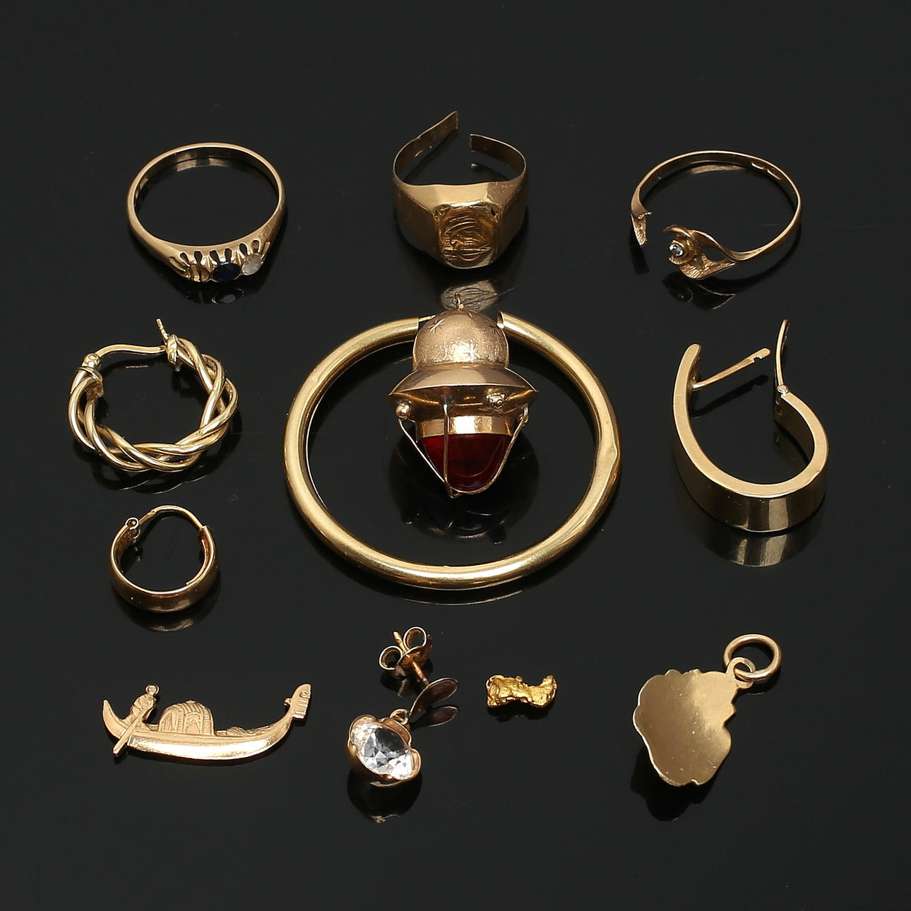 PARTI GULD, 12 delar, 18K guld, 1900-tal.