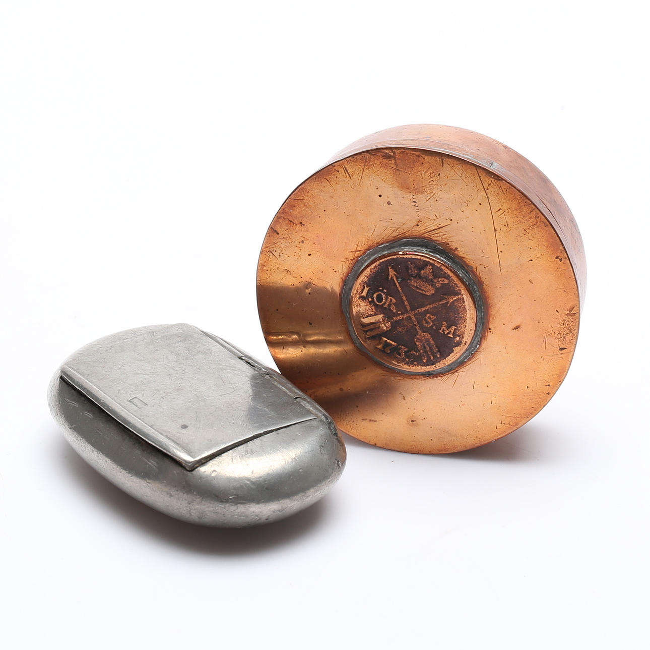 DOSOR, 2 st, koppar och tenn, 1800-tal.