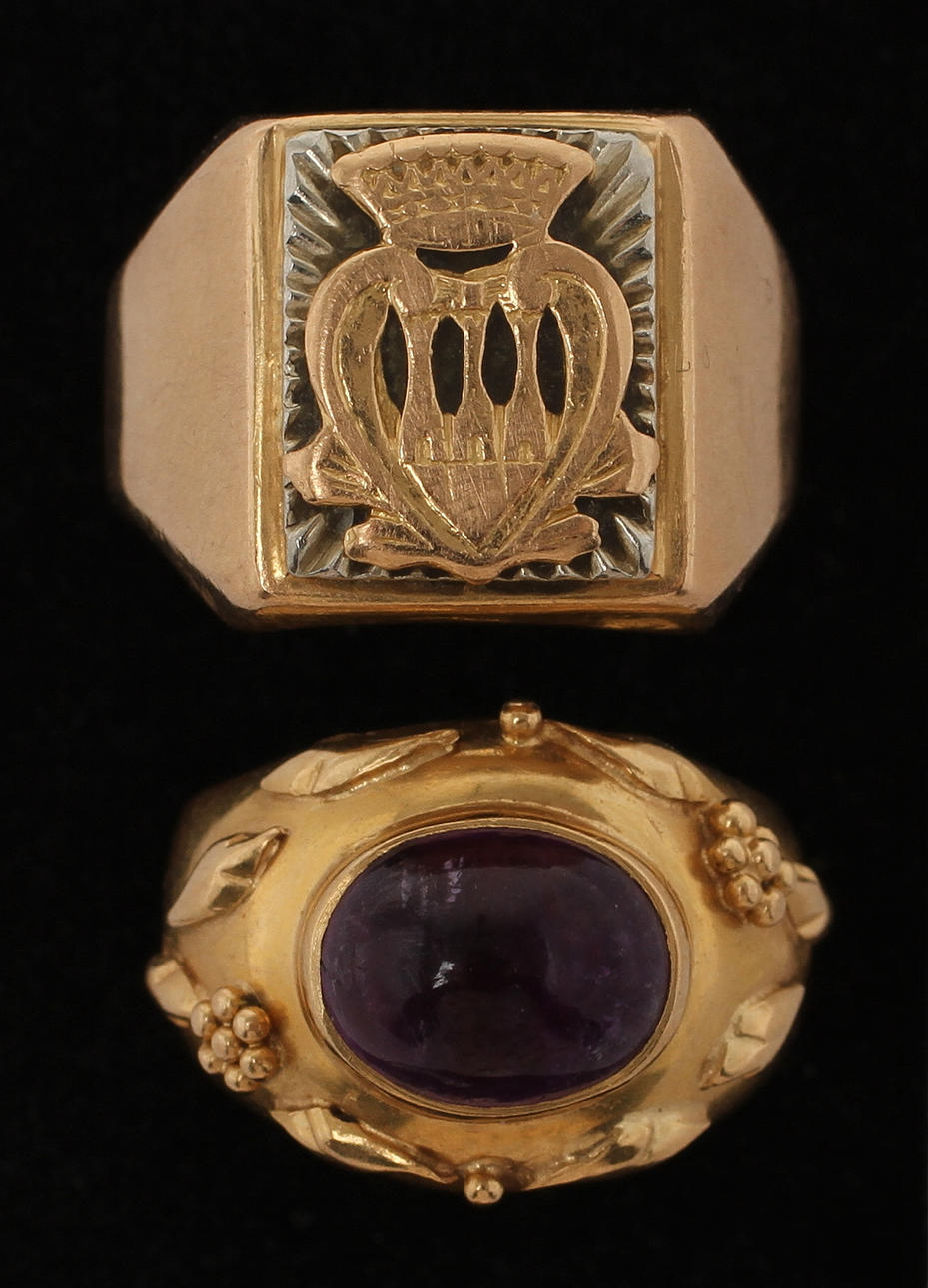 RINGAR, 2 st, 18k guld. Tot vikt 11,2g.