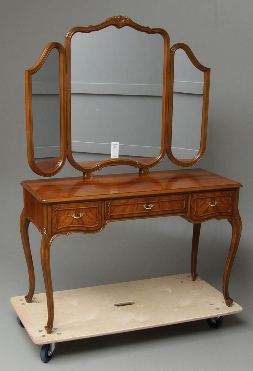 TOALETTBORD, rokokostil, 1900-tal.