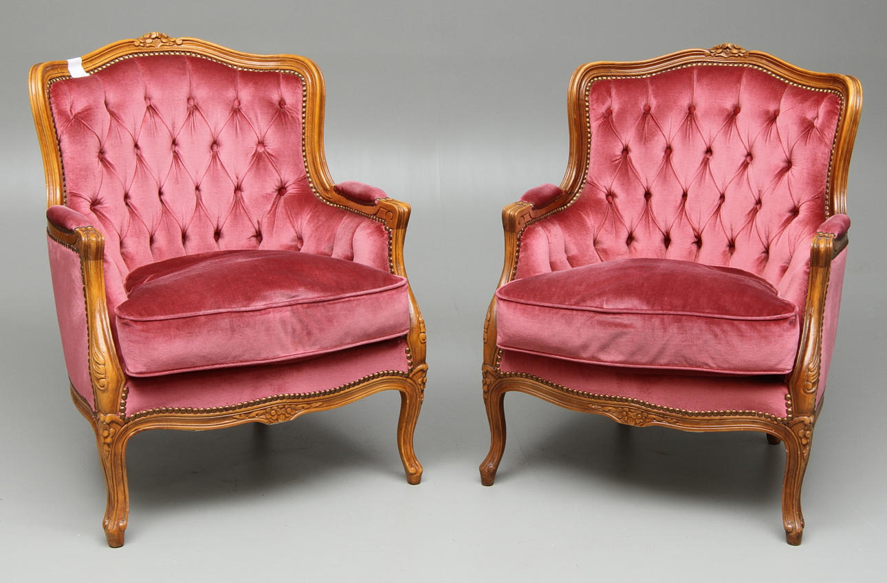 FÅTÖLJER, 1 par, rokokostil, 1900-tal.