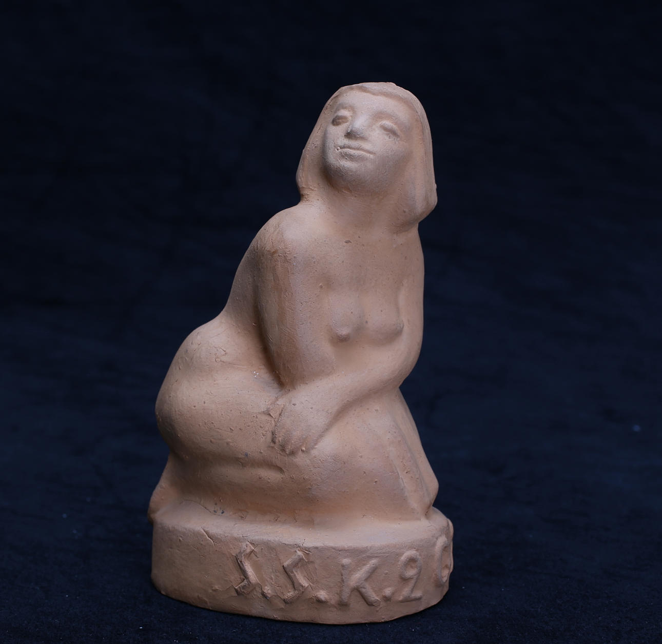 ARVID KÄLLSTRÖM. "Sittande kvinna".