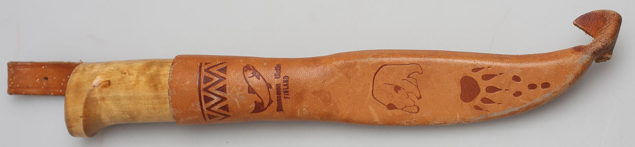 SAMEKNIV, Finland. Otydlig signatur.