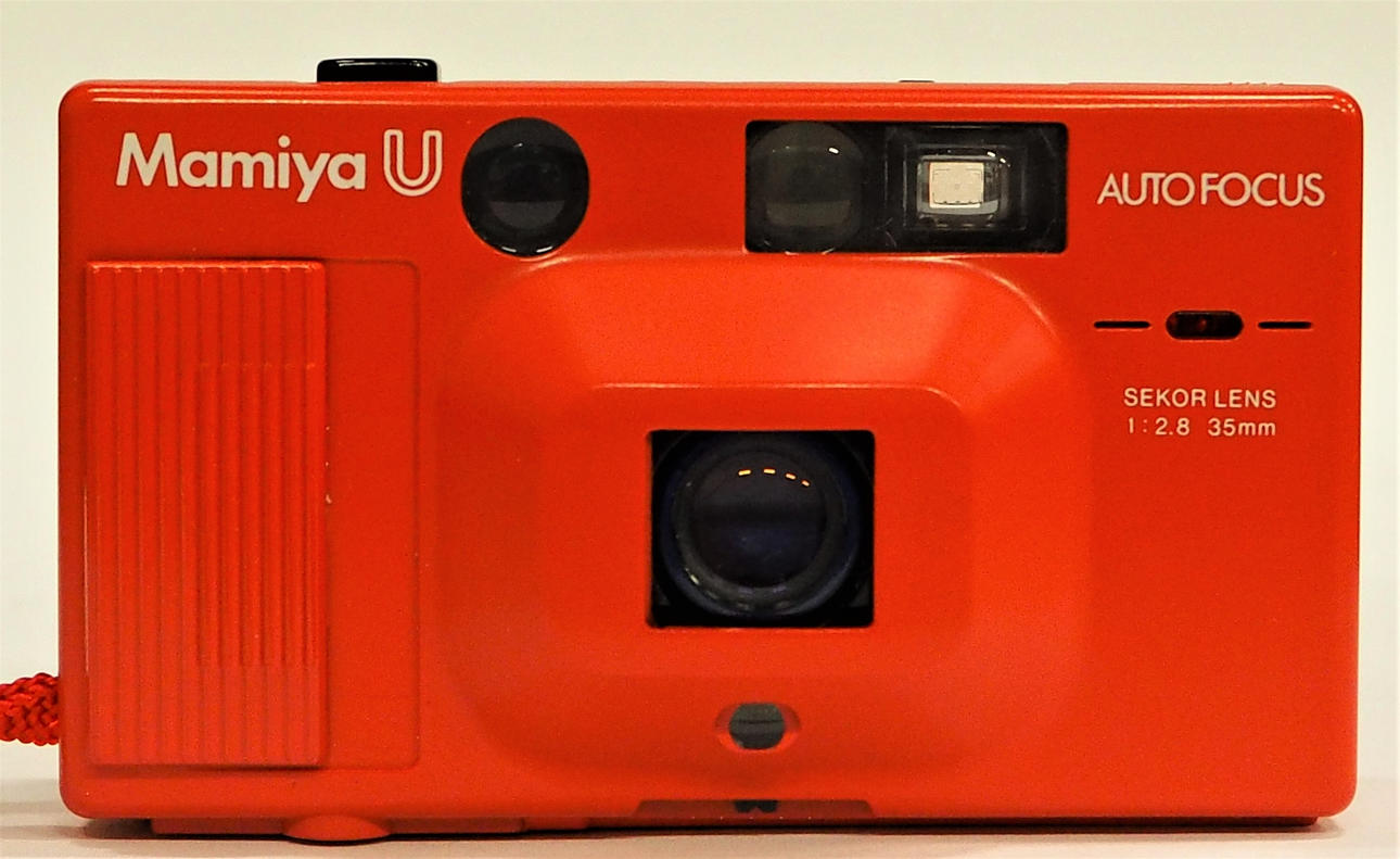 CAMERAS, 2 pcs, Mamiya U Auto Focus and Maimiya M Auto Focus