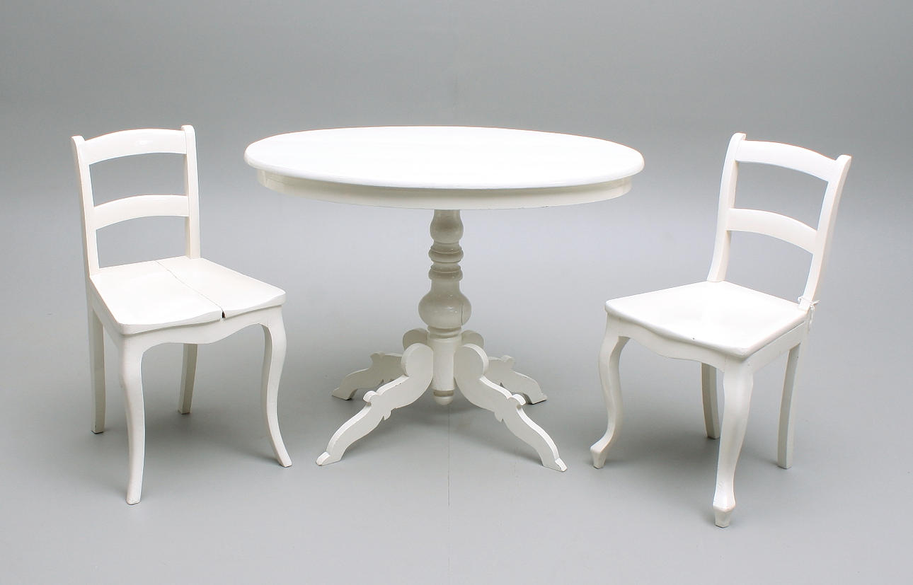 PELARBORD, trä + STOLAR, ett par, trä/vitmålat, 1800-tal.