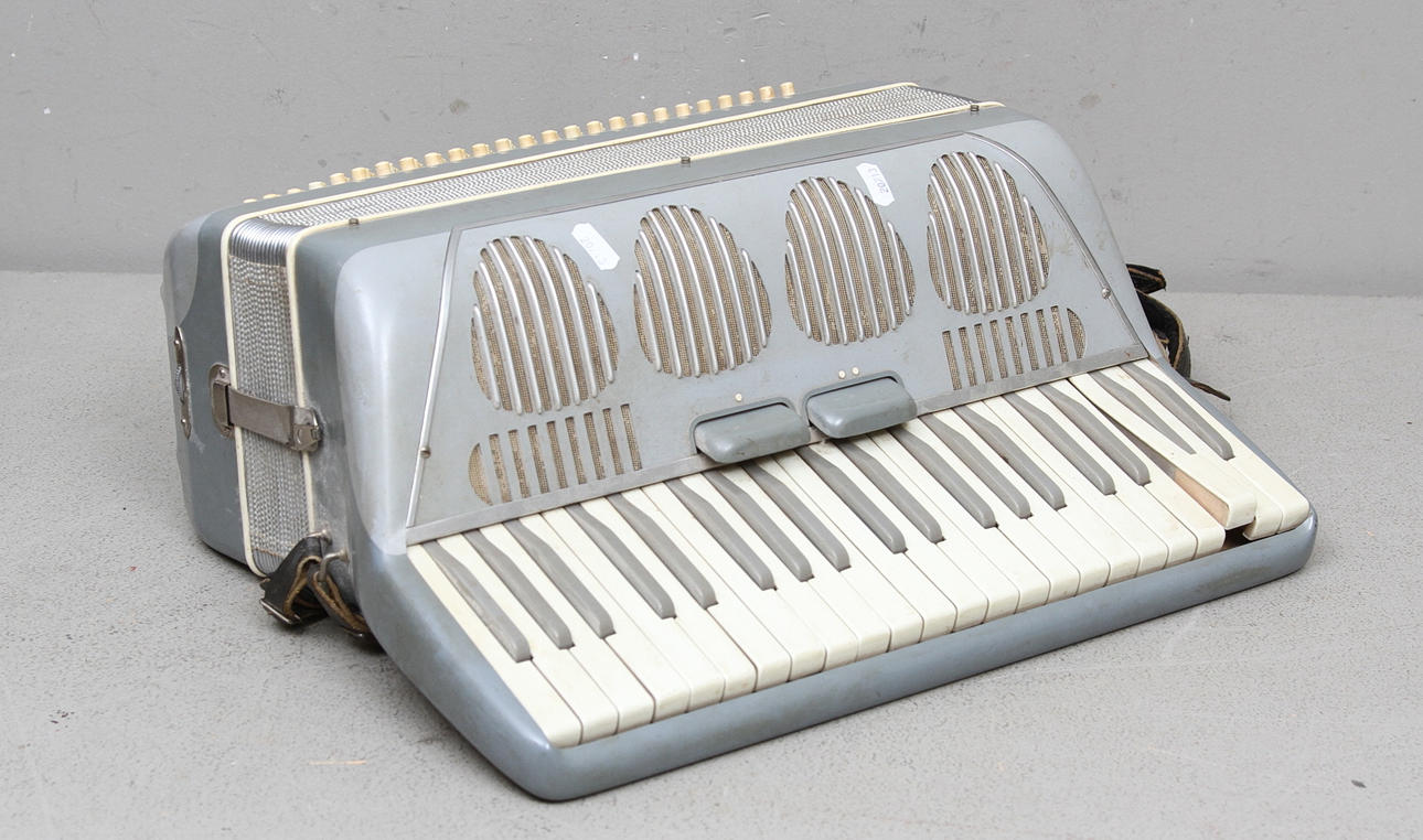 DRAGSPEL, Galant, Italien, 1900-talets andra hälft.