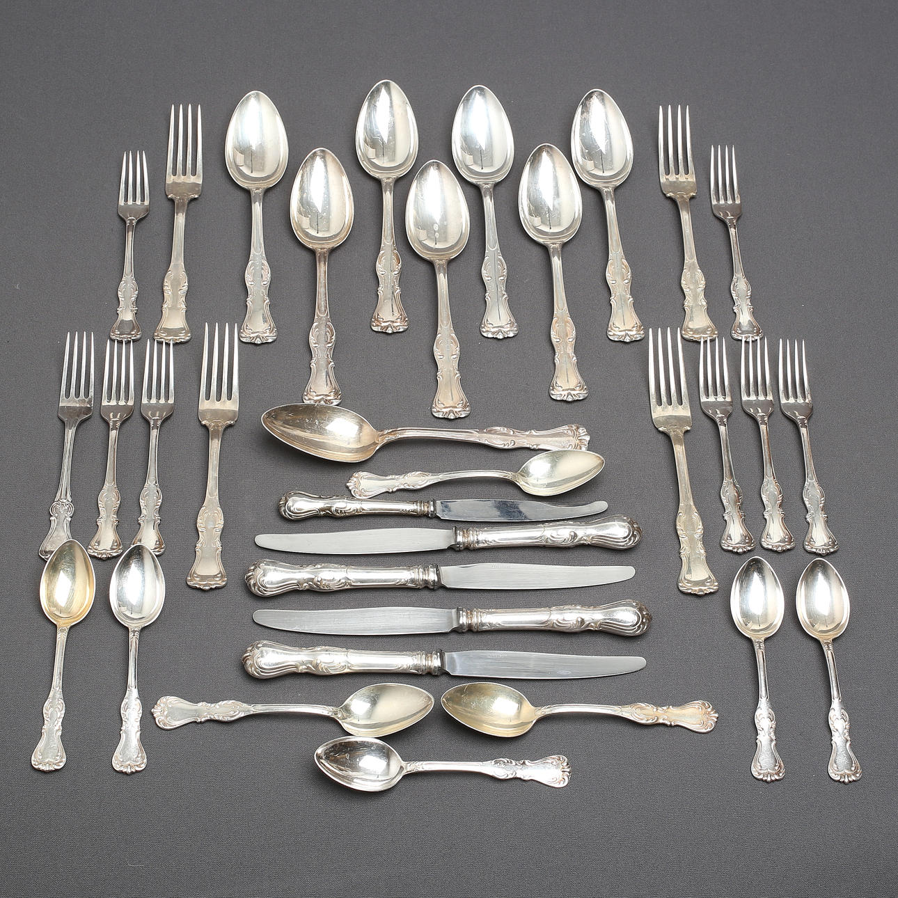 BESTICK, 32 delar, silver, "Prins Albert", GAB.