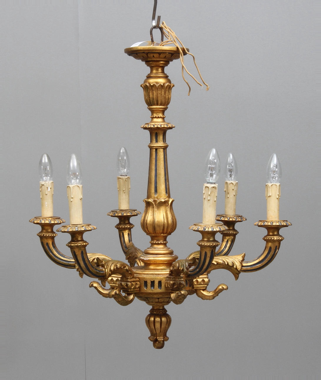 LJUSKRONA, trä, 1900-tal.