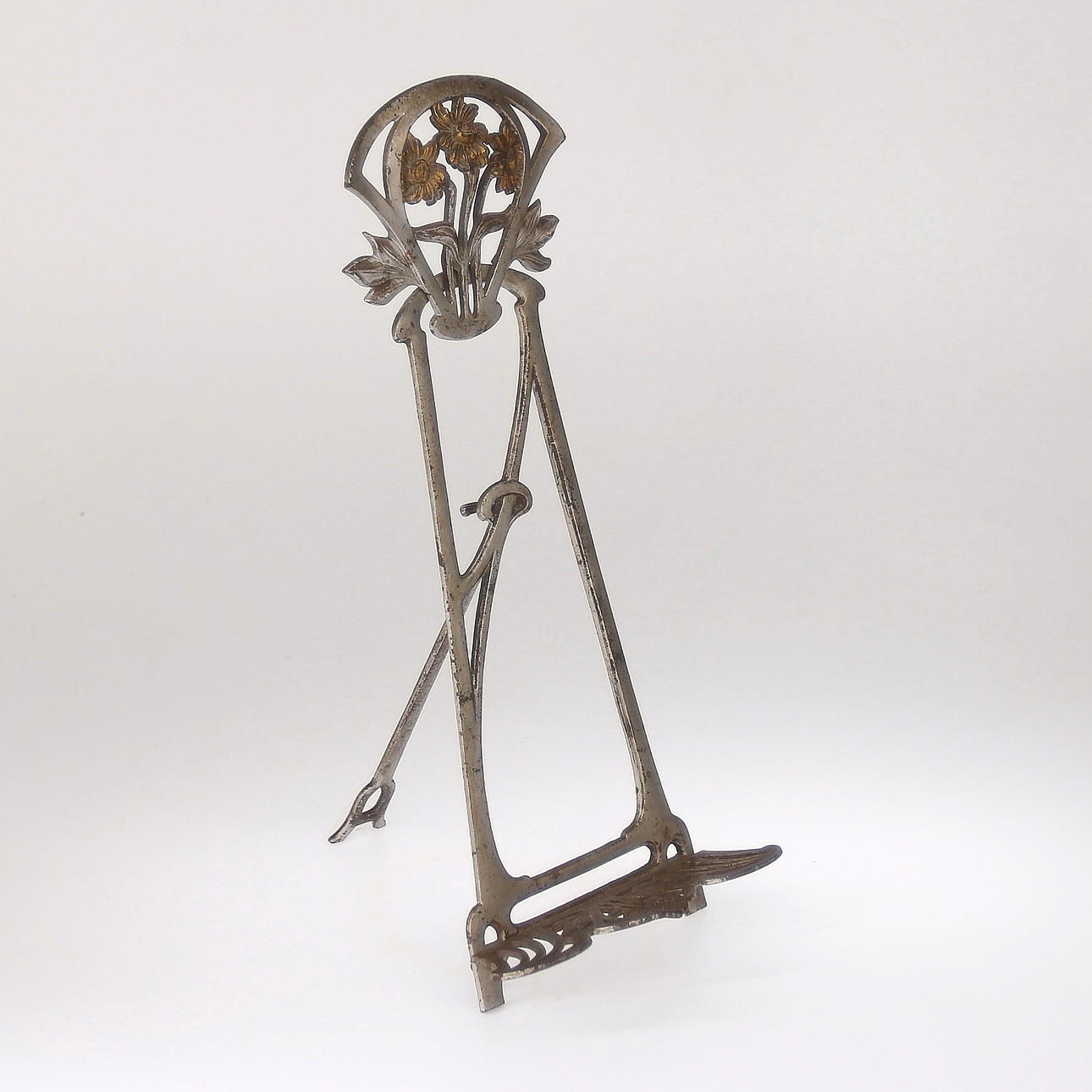 NOTSTÄLL, Art Deco, 1900-talets första hälft.