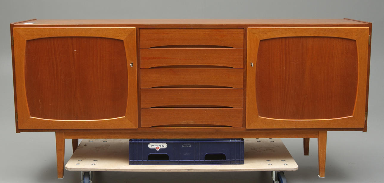 SIDEBOARD, 1900-talets andra hälft.