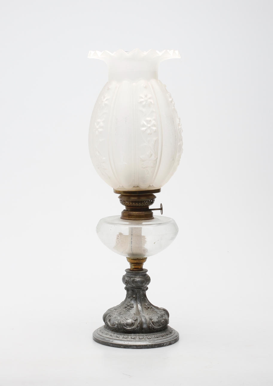 FOTOGENLAMPA med KUPA, 1800/1900-tal.
