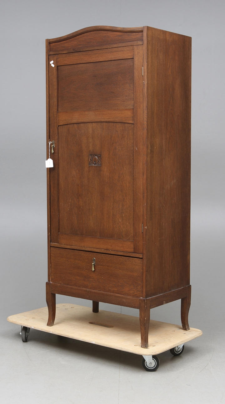 SKÅP, ek, 1900-talets första kvartal.