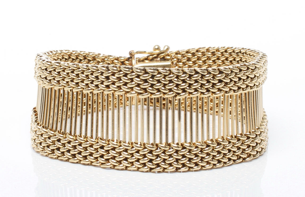 ARMBAND, 14k guld. Vikt ca 38,5 gram.