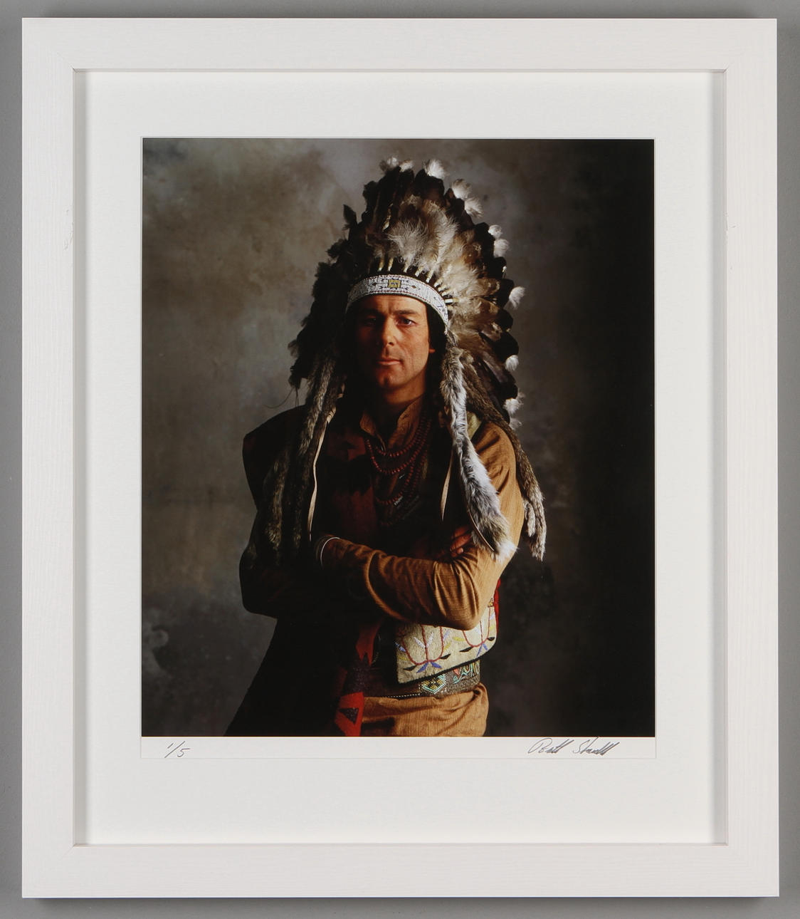 BERTIL STRANDELL. "Ingemar Stenmark, Kornhamnstorg, Stockholm 1980". Fotografi. Pigment print. Signerat Bertil Strandell. 1/5.