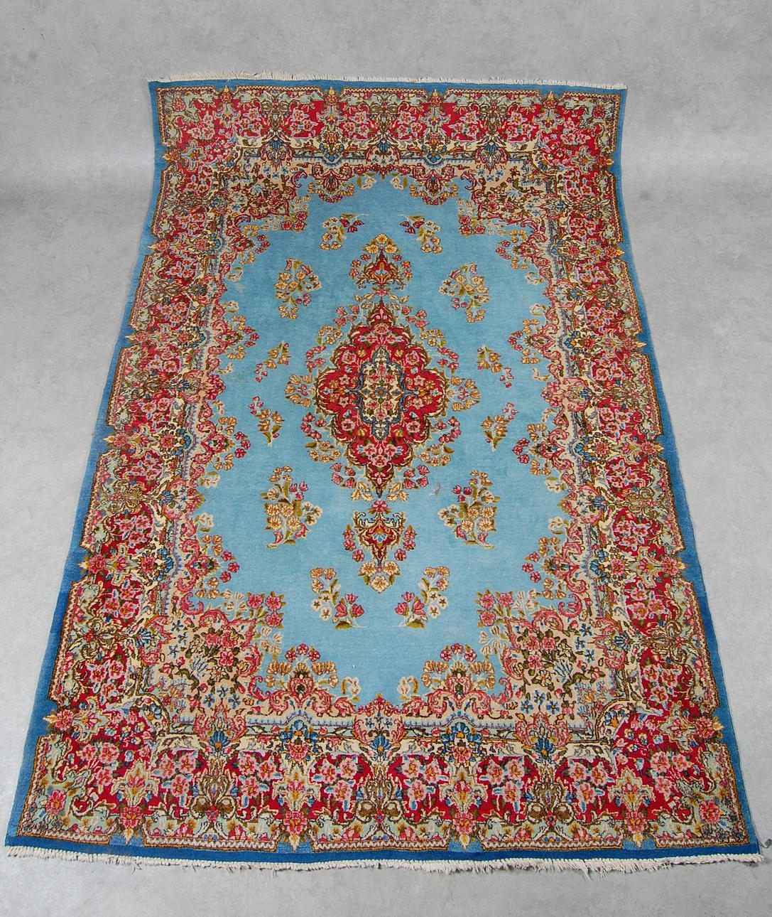 MATTA, orientalisk, handknuten, 281 x 188 cm.