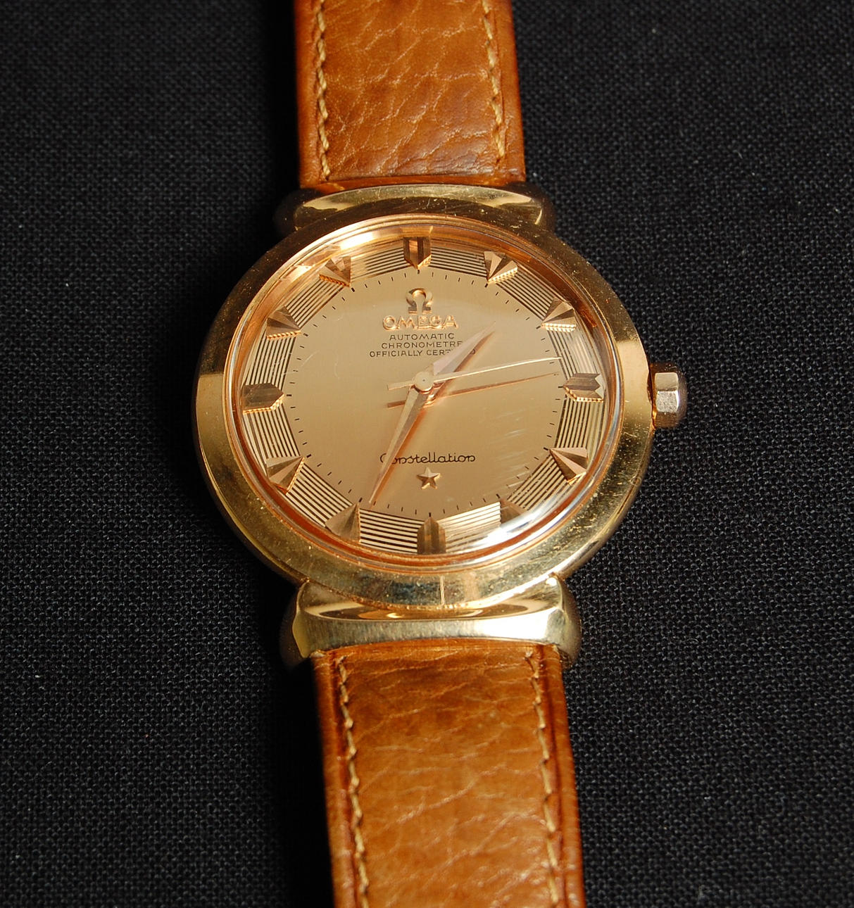 HERRARMBANDSUR, OMEGA, Constellation, automatic, 18 K roseguld, med certifikat i orginalschatull.