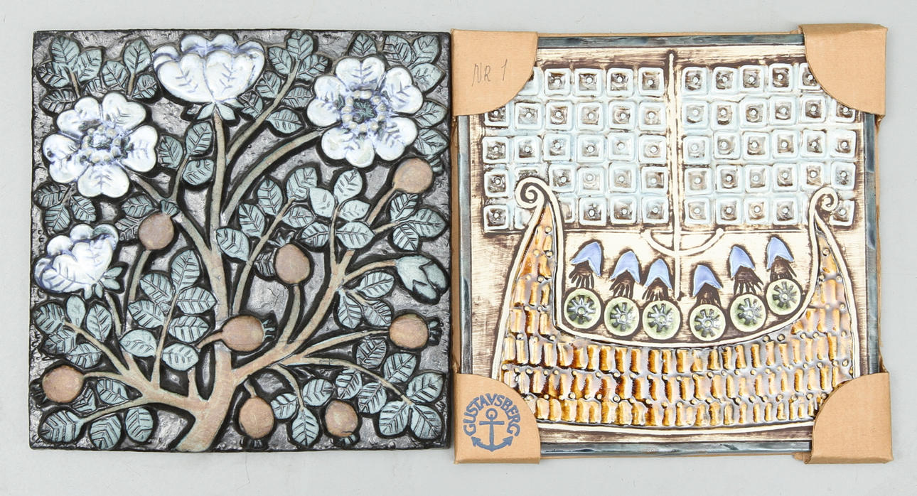 VÄGGPLAKETTER, 2 st, Lisa Larson, keramik, Gustavsberg.