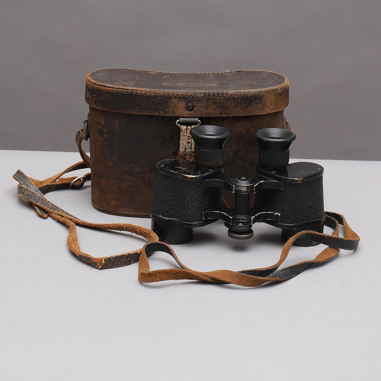 FERNGLAS, G. Rodenstock, München, Deutschland.