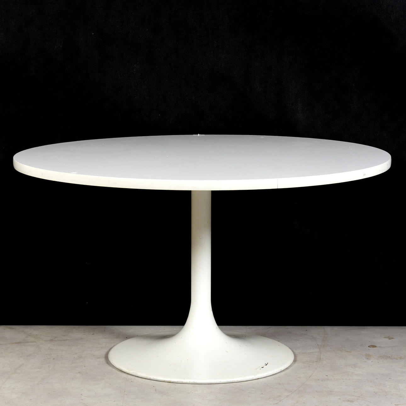 TABLE, Tulip model, Johanson design, Markaryd., 1900s.