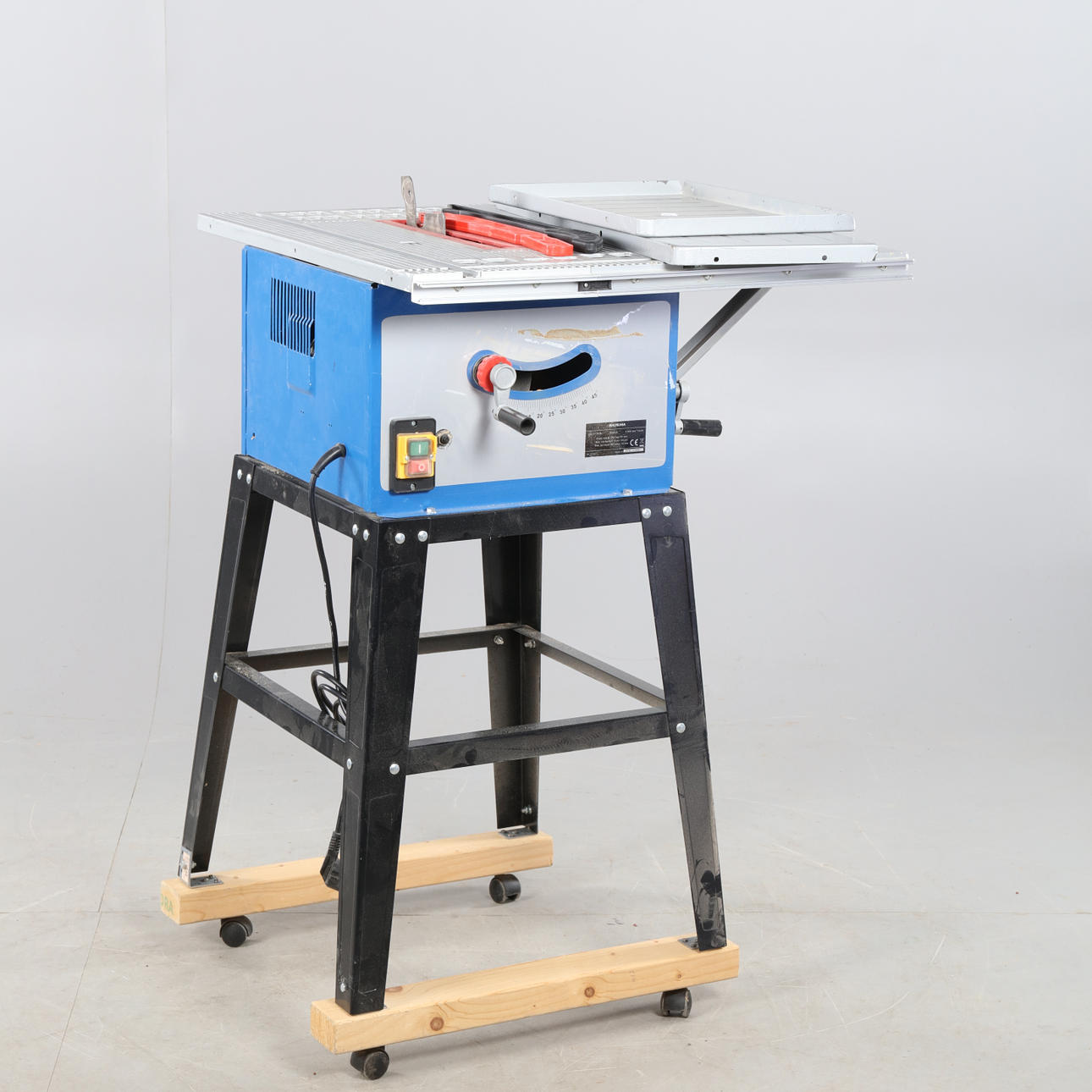 SÅG, på hjul,Biltema.