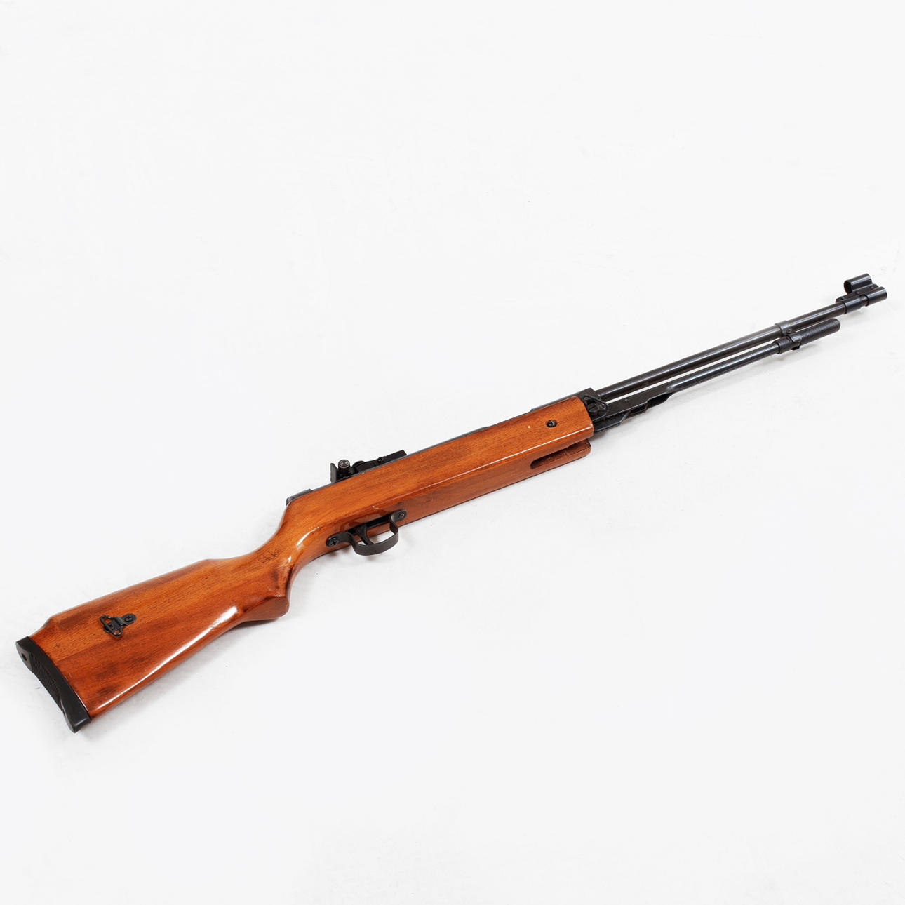 LUFTGEWEHR, hergestellt in China.