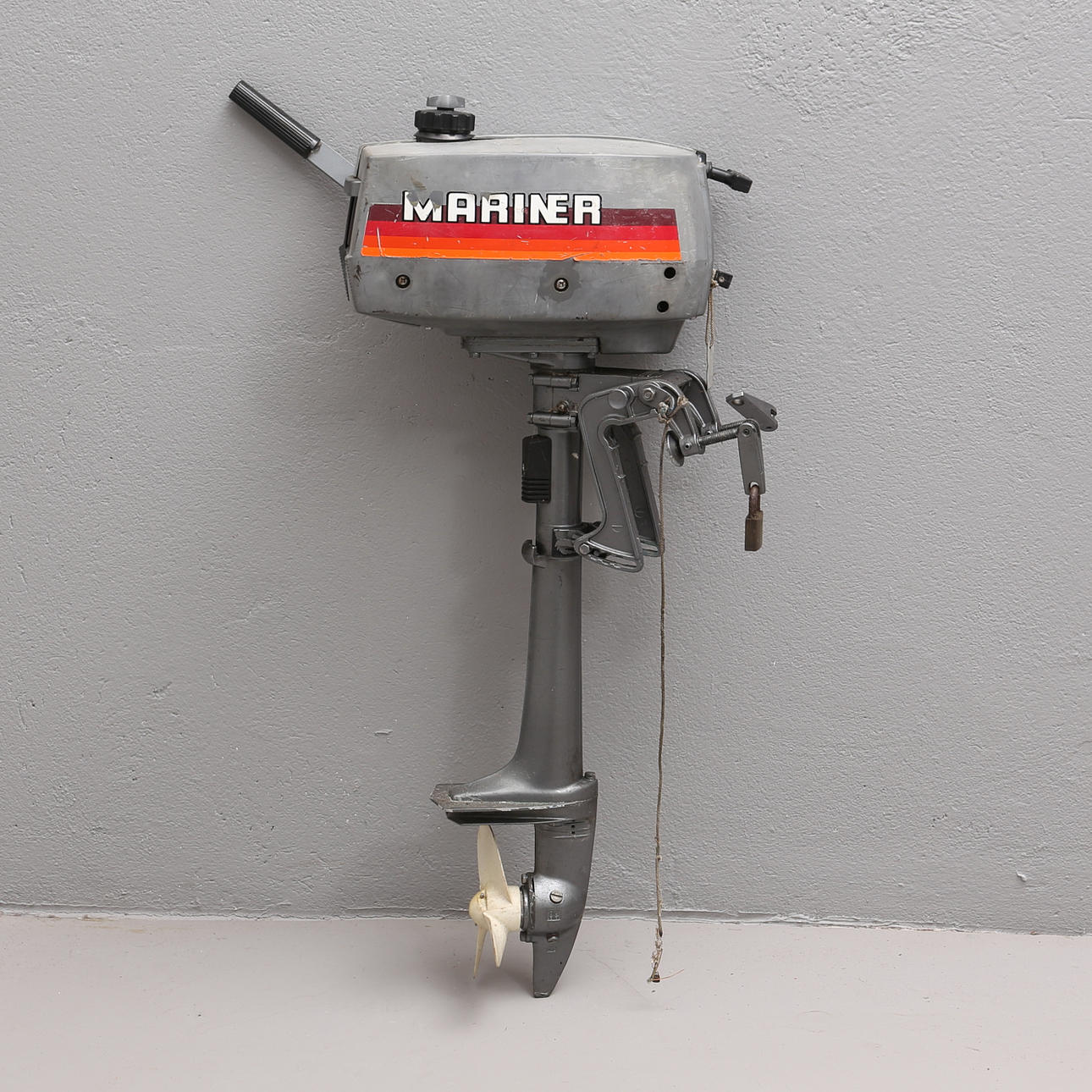 BOAT ENGINE, outboard, Mariner 2hp.