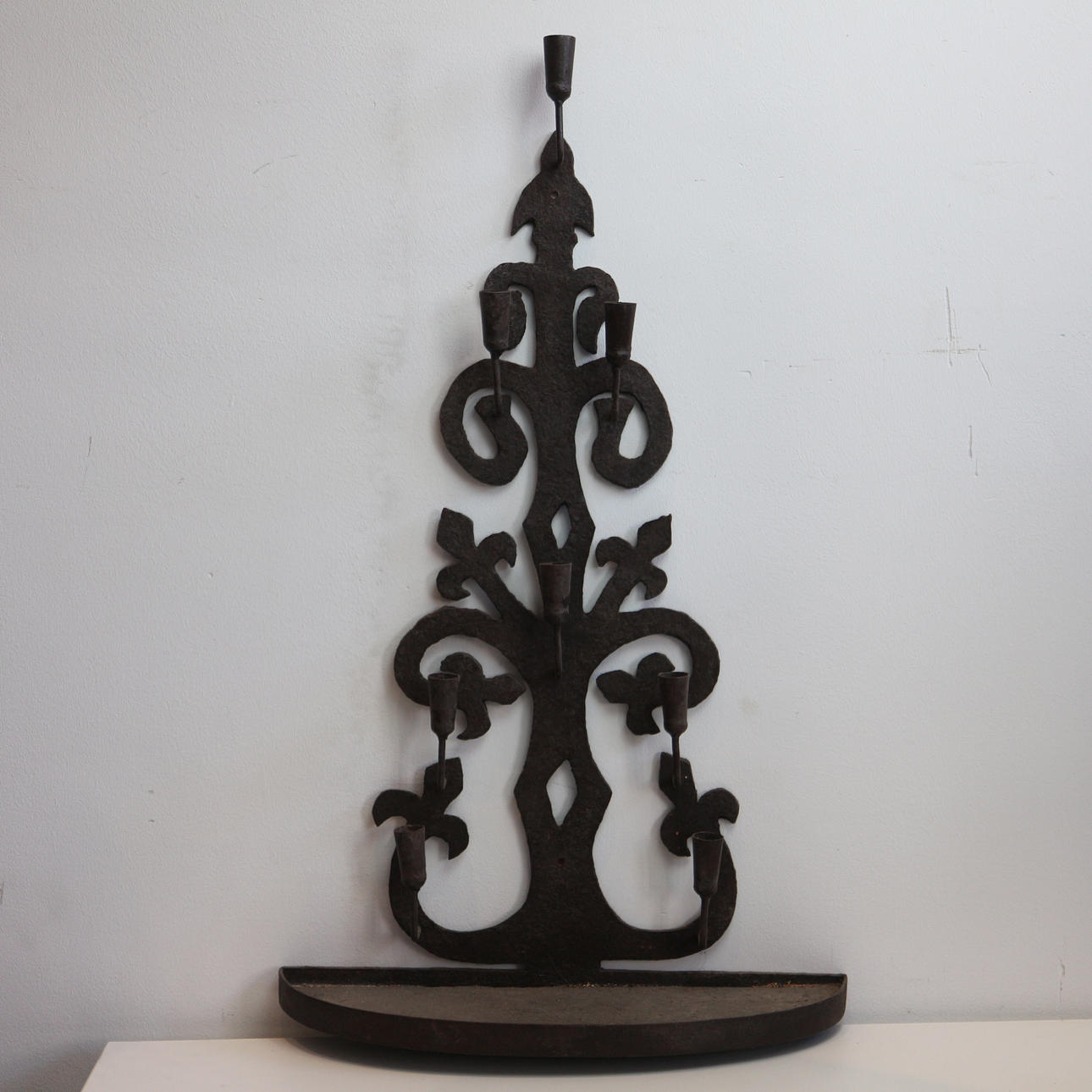 ANTIK METALL LJUSSTAKE.