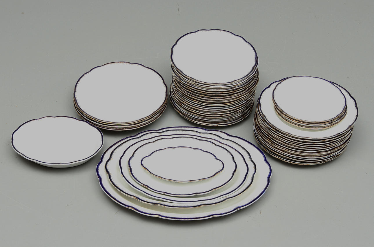 SERVISDELAR, ca 48 delar, Gustavsberg,1900-tal.