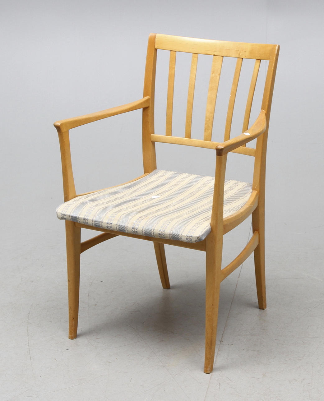 KARMSTOL, "Talavid", Carl Malmsten, Vaggeryds Möbelfabrik, 1900-talets andra hälft.