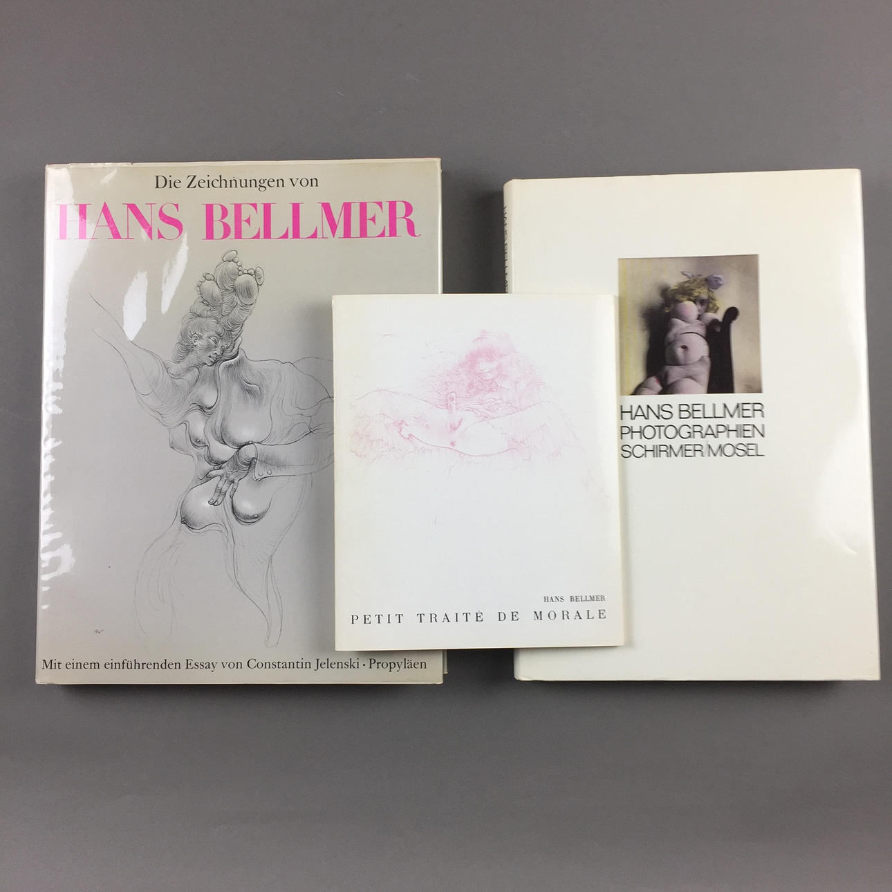 - BELLMER, Hans - tres LIBROS DE ARTE.