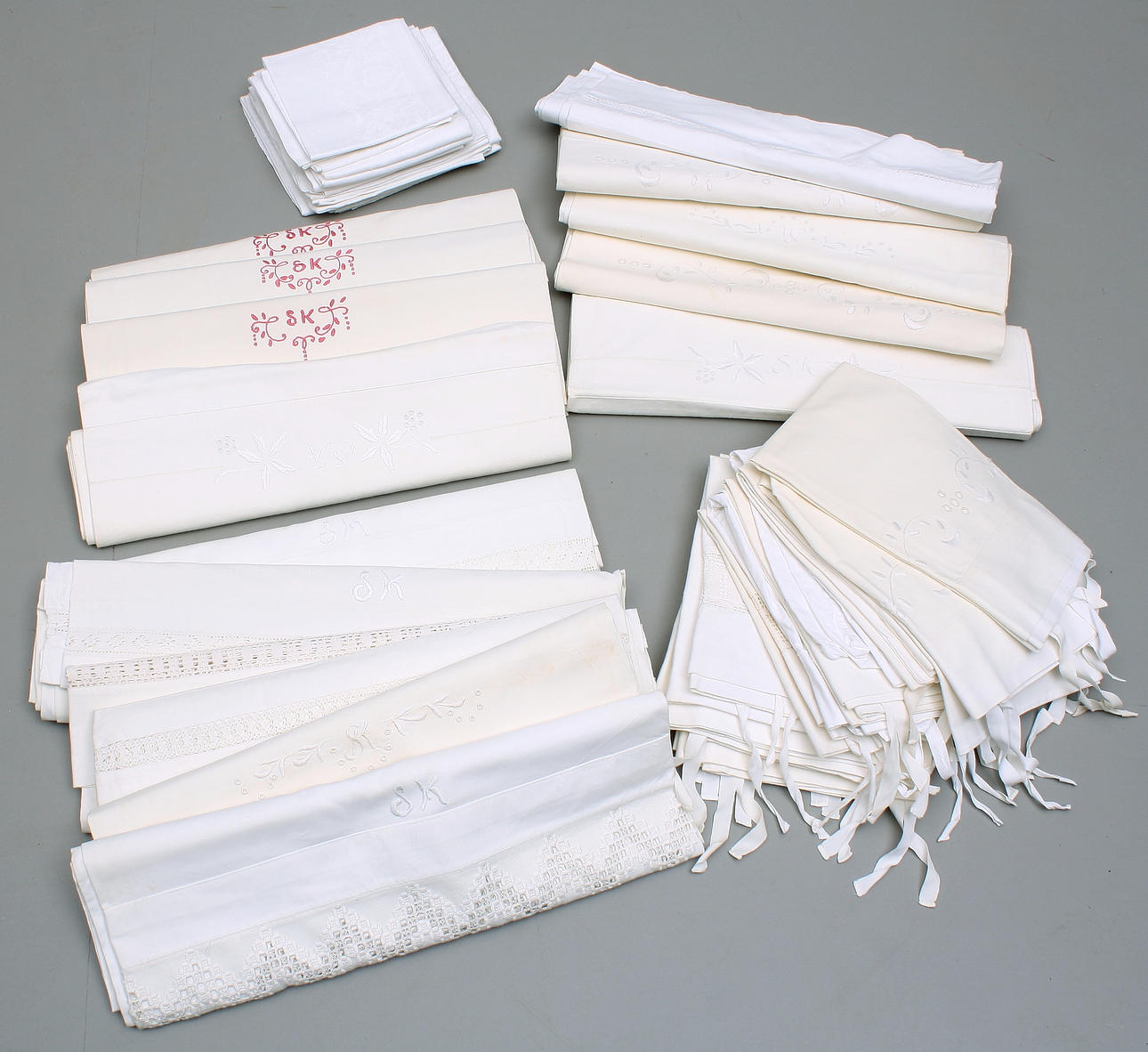 ÖVERLAKAN, 15 st + ÖRNGOTT, 12 st + SERVETTER, 14 st.