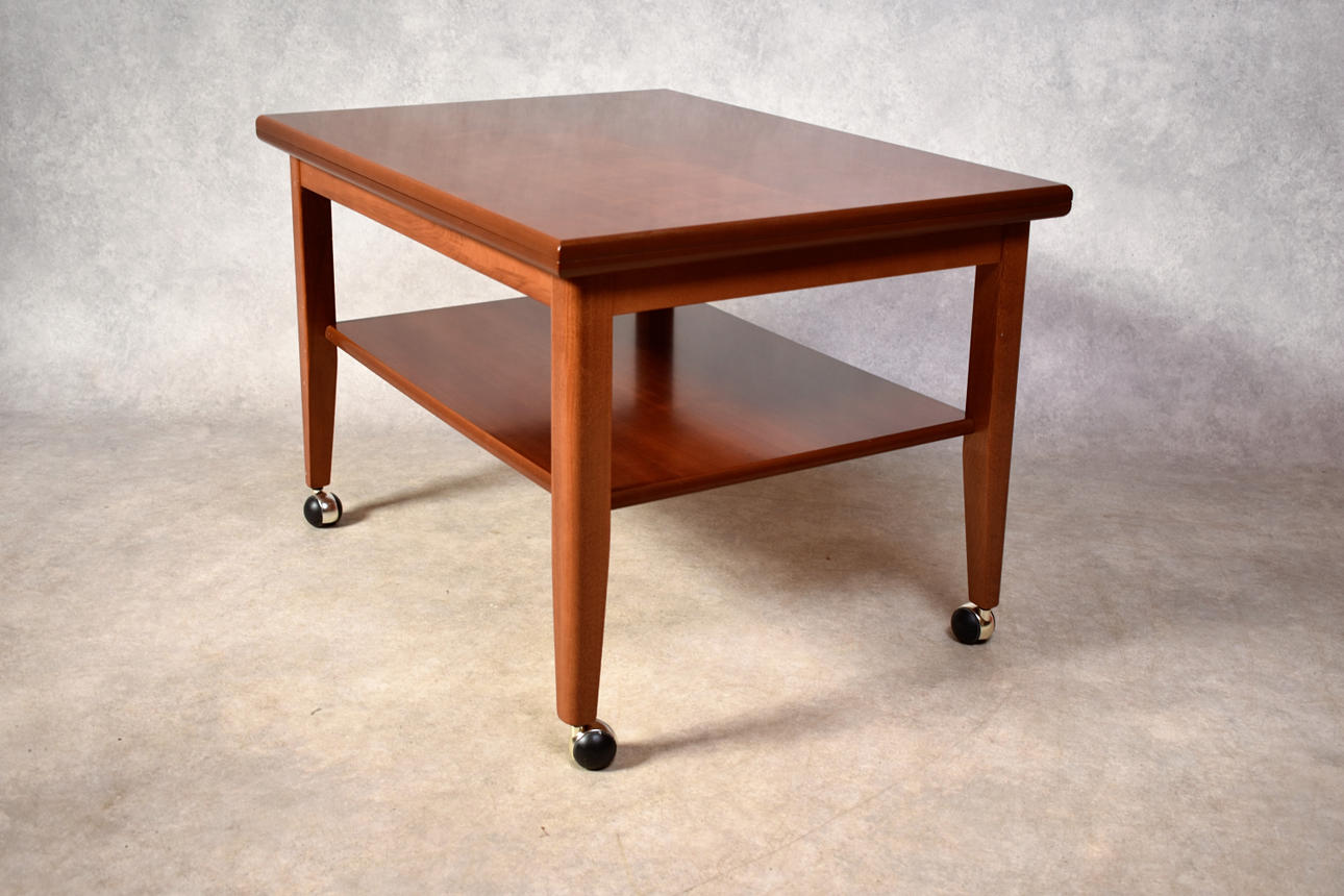 SOFFBORD UPPFÄLLBART.