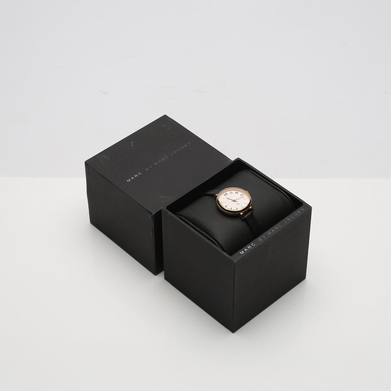 BRACELET WATCH, Marc by Marc Jacobs.