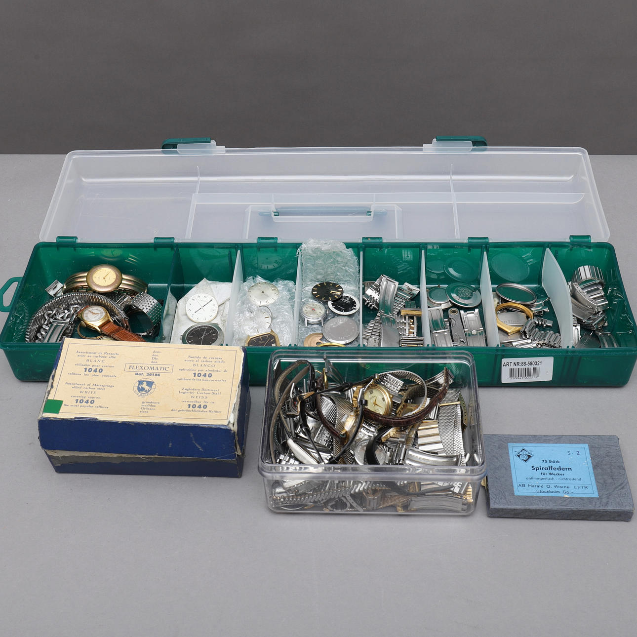 KELLOT JA KELLON OSAT, yksi Erä.