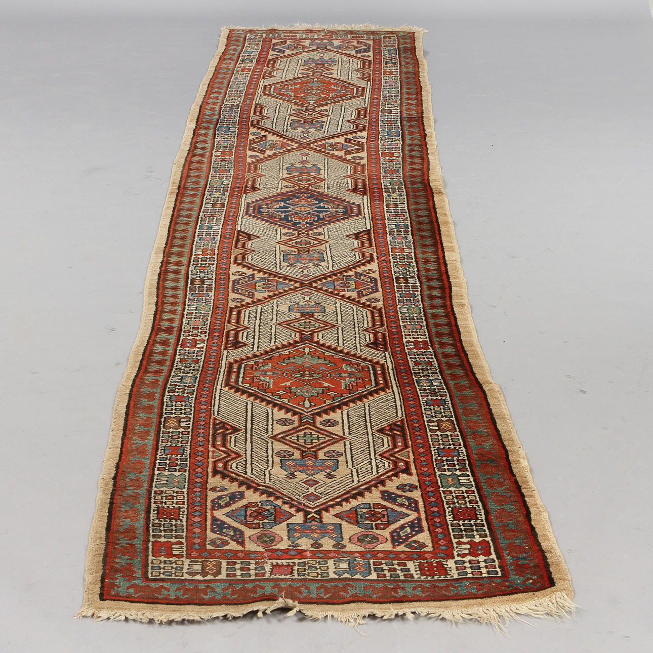 GALLERIMATTA, semiantik, Sarab, Persien, ca 440x100 cm.