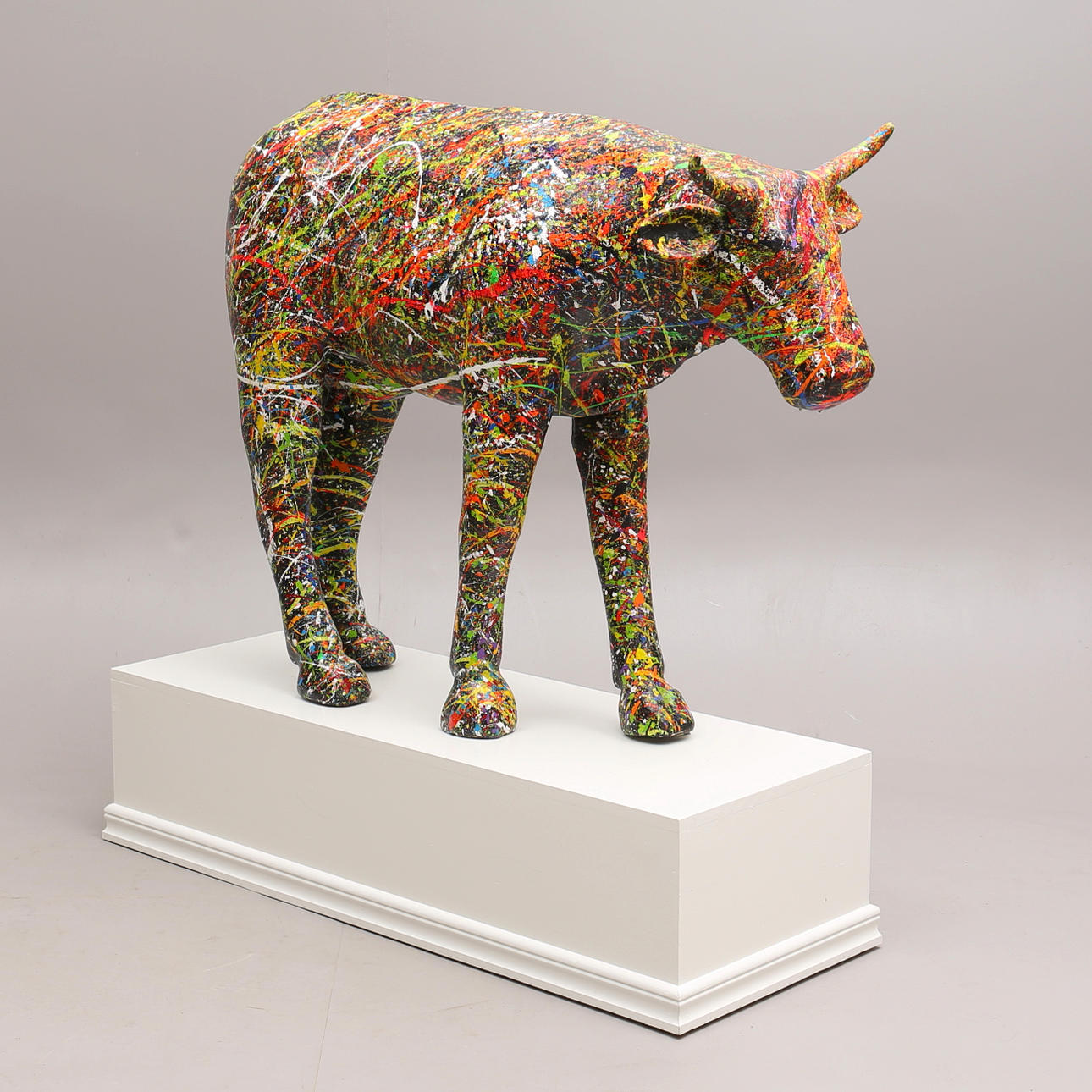 PER OLA ANDERSSON. Ko i papmache, signeret.