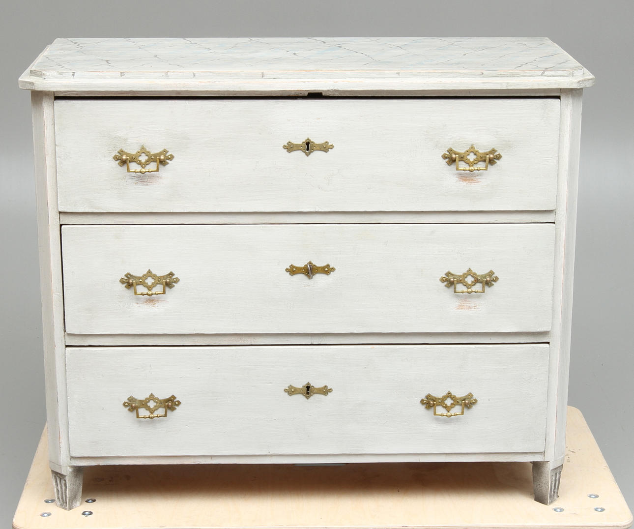 BYRÅ, gustaviansk stil, 1800-tal.